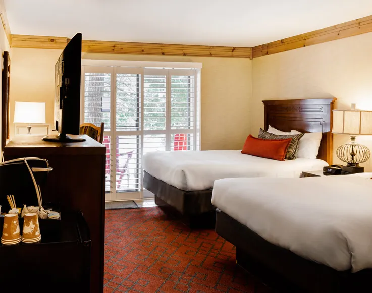 Tenaya Lodge Premium 2 Queen Room with Patio