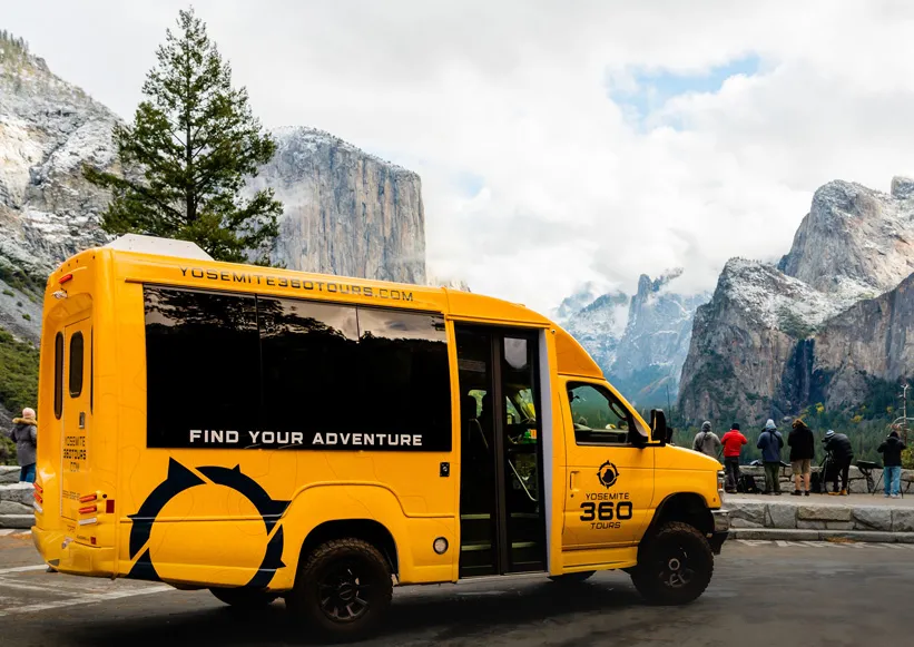 Yosemite Summer Tour bus at Tunnel View