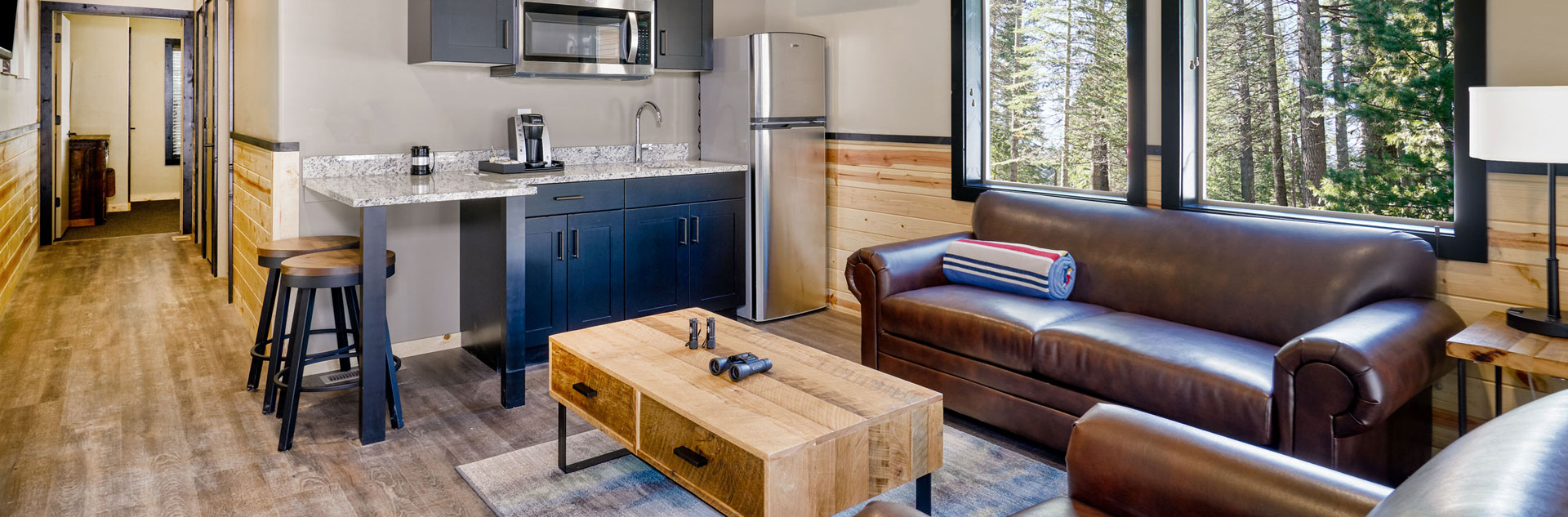 Cabins 1 accomodations cabins hero 1920