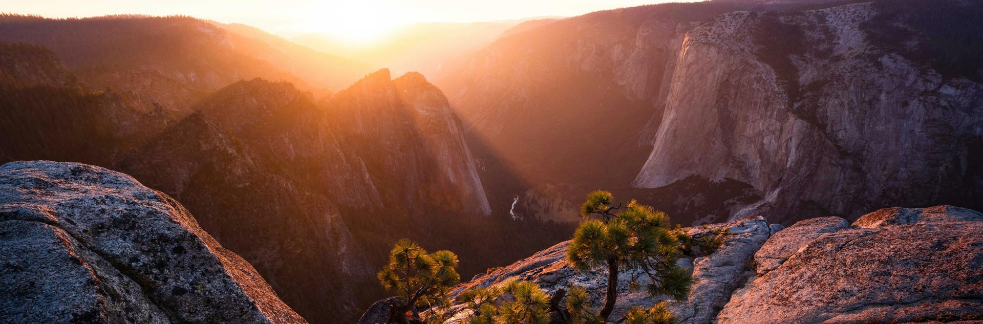 Sunset over Yosemite Valley in summer