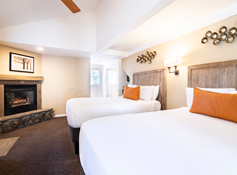 A cottage guestroom interior at Tenaya at Yosemite