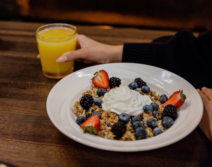 A guest enjoying breakfast at Tenaya at Yosemite
